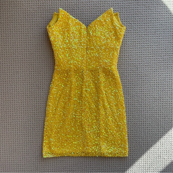 Ashley Lauren Yellow Sequin Strapless Dress Size 0 - Picture 12 of 17